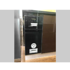 Thùng gạo mặt gương màu đen C300 Eurogold 1